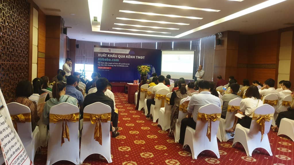 Đồng hành cùng hội thảo đẩy mạnh số hoá của Cục Xúc Tiến Thương Mại - Tại Lào Cai